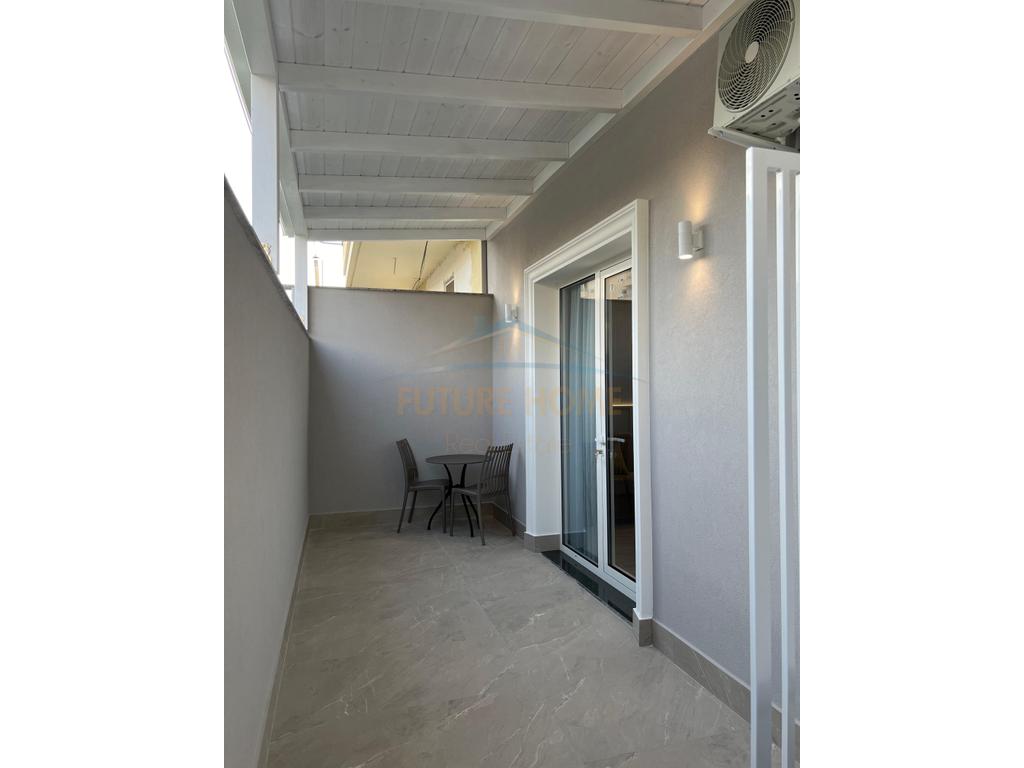 Disponojmë për shitje garsoniere,Plazh Durres Iliria