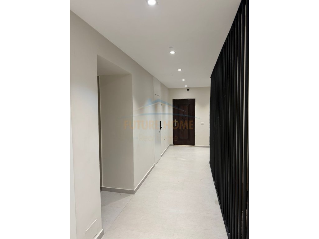 For sale, 2+1 Apartment, Golem, Kavajë