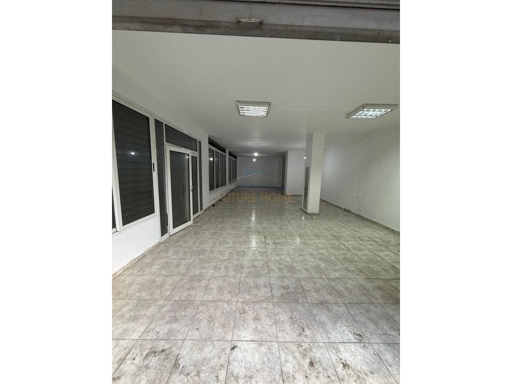 Qera, Business Environment, Bajram Curri Boulevard, Tirana