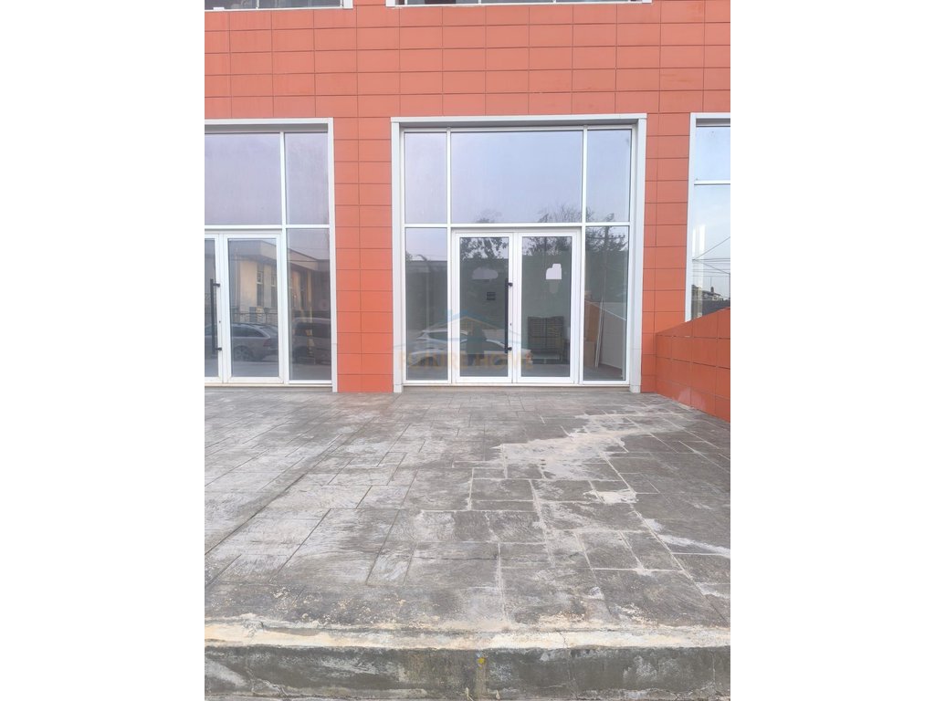 Qera, Business Environment, Student City, Tirana