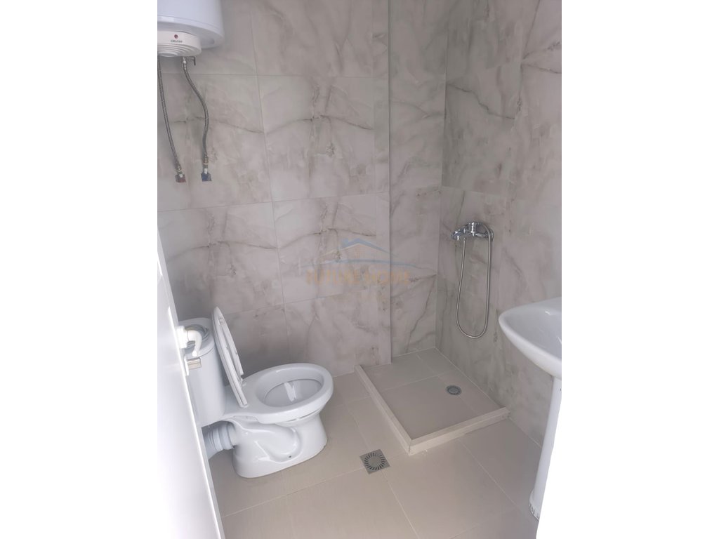 Qera, Business Environment, Student City, Tirana