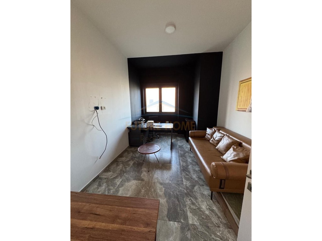 Qera, Ambient Biznesi, Rezidenca Future Home,Unaza e Re, Tirane.
