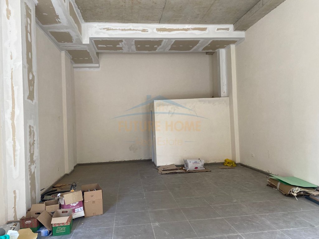 Rent, Business Environment, Dibra Street, Tirana