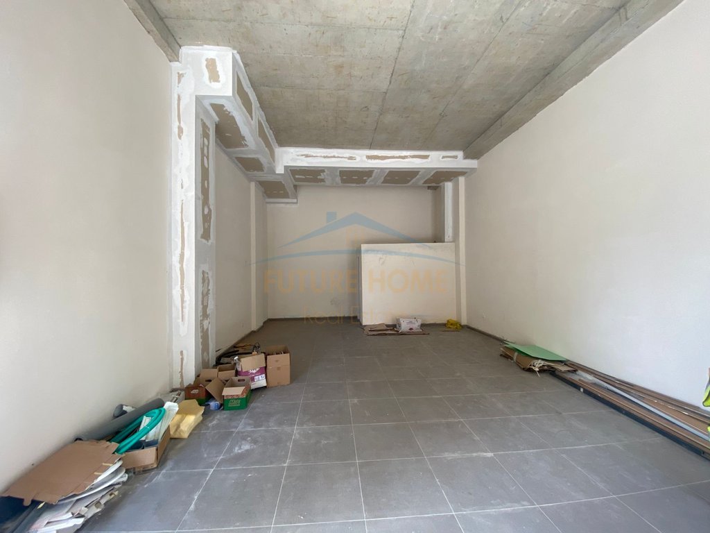 Rent, Business Environment, Dibra Street, Tirana