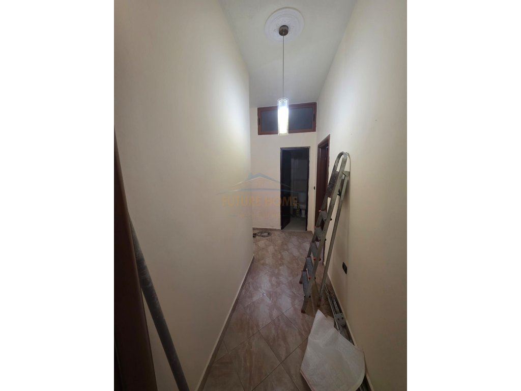 Qera, Business Environment, Panorama Street, Tirana.