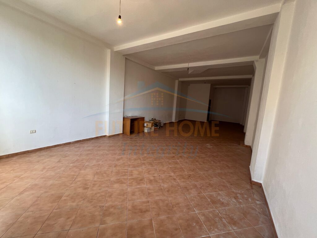 For rent, Business premises, Vllazen Huta Street, Tirana.