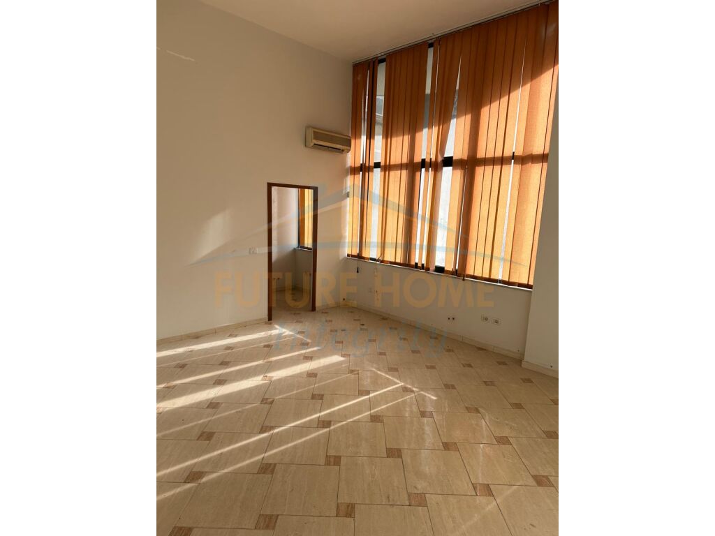 For rent, Business Environment, Vllazën Huta Street, Tirana.