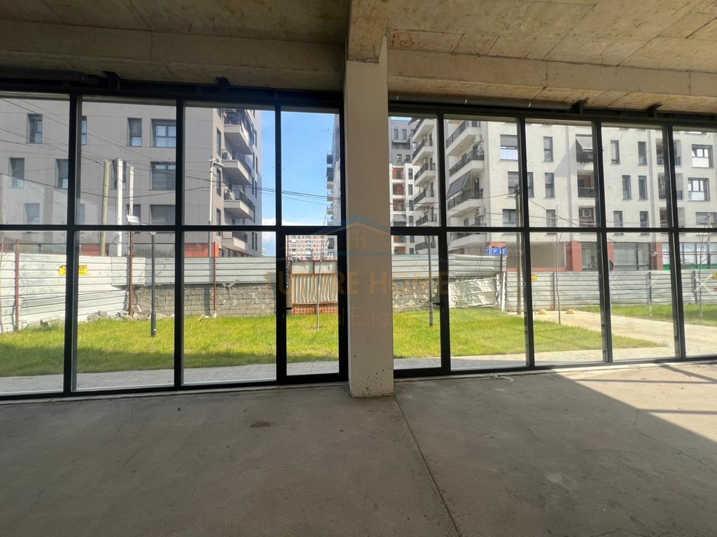 For sale, Ambient, Don Bosko, Tirana