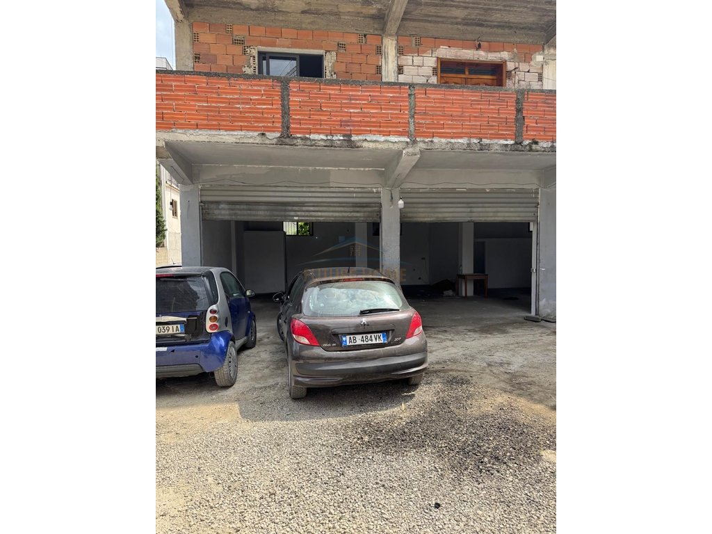For sale, Space, Aviation Field