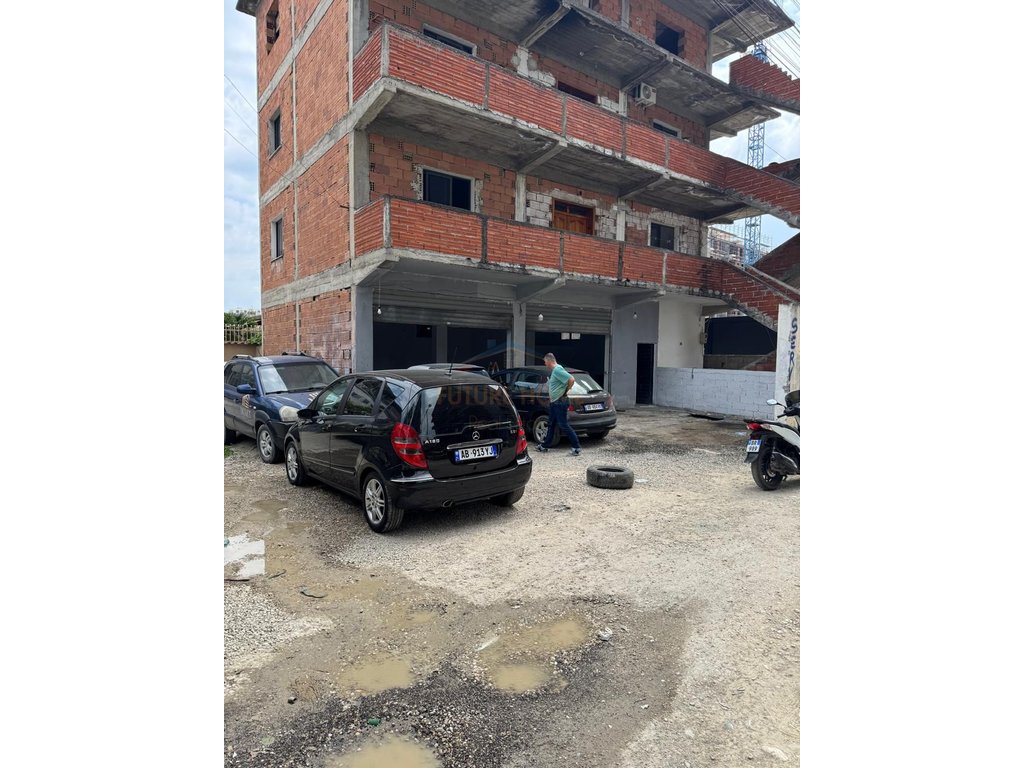For sale, Space, Aviation Field