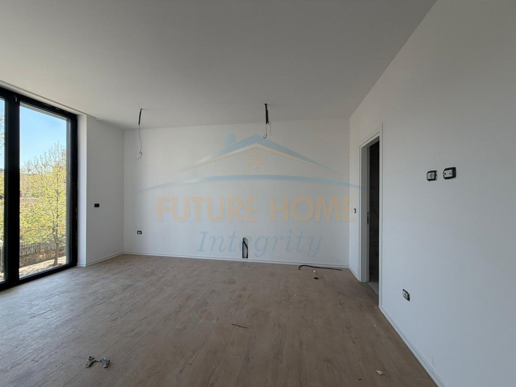Rent, Office Space, Golden Gate Complex, Tirana.