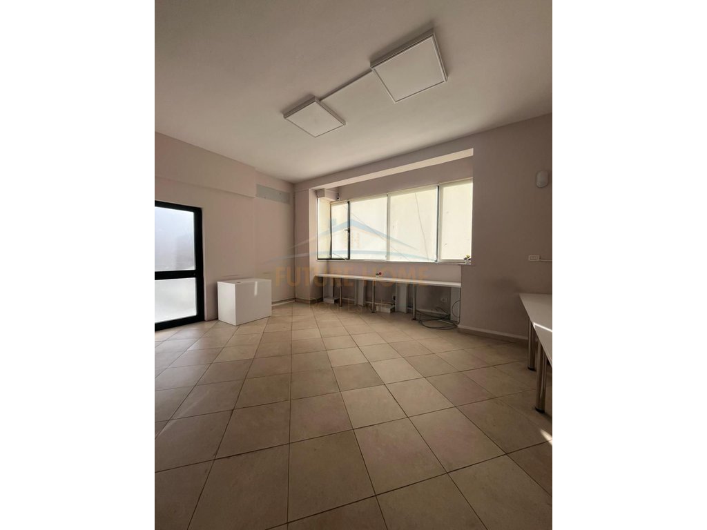 Rent, Business Environment, 21 December, Tirana