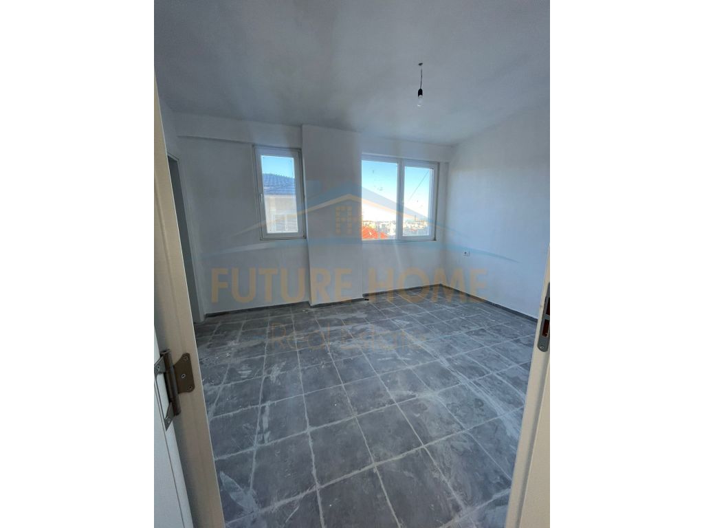 Business premises for rent, Durres