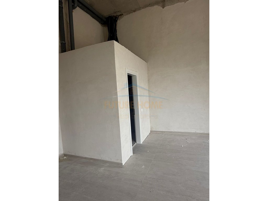 Rent, Business Environment, Jordan Misja, Tirana