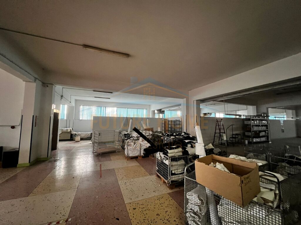 Qera, Ambjent Biznesi, Shkozet , Durres