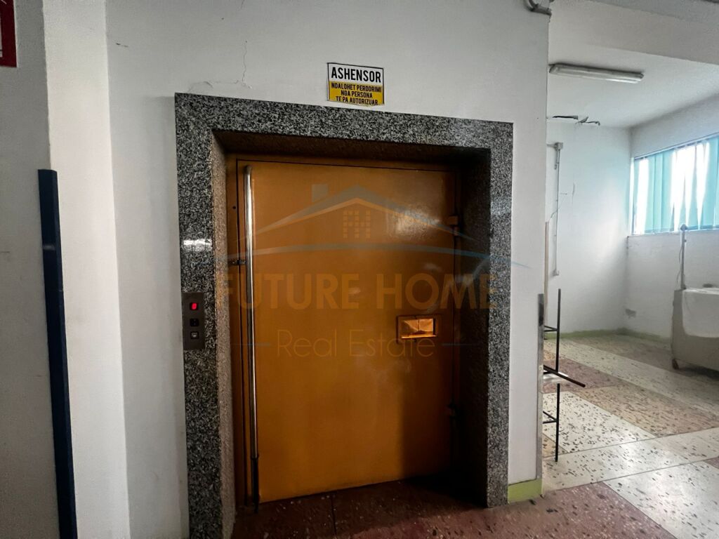 Qera, Ambjent Biznesi, Shkozet , Durres