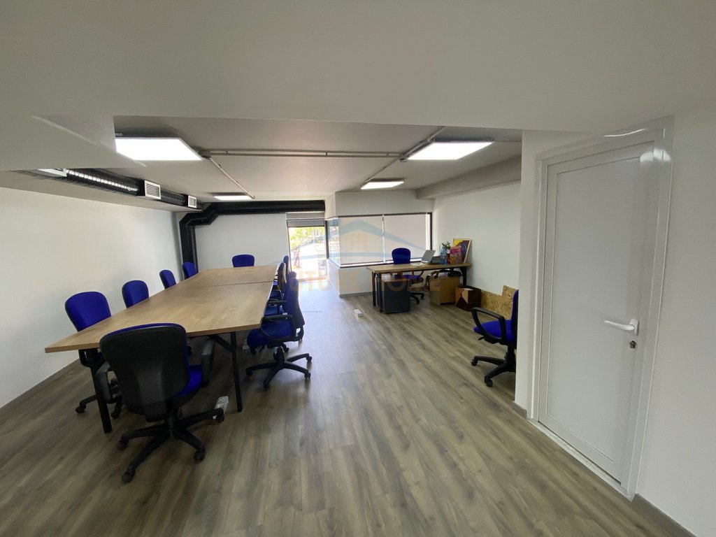 Rent, Business premises at Marga Residence 1, Jordan Misja Street, Tirana.