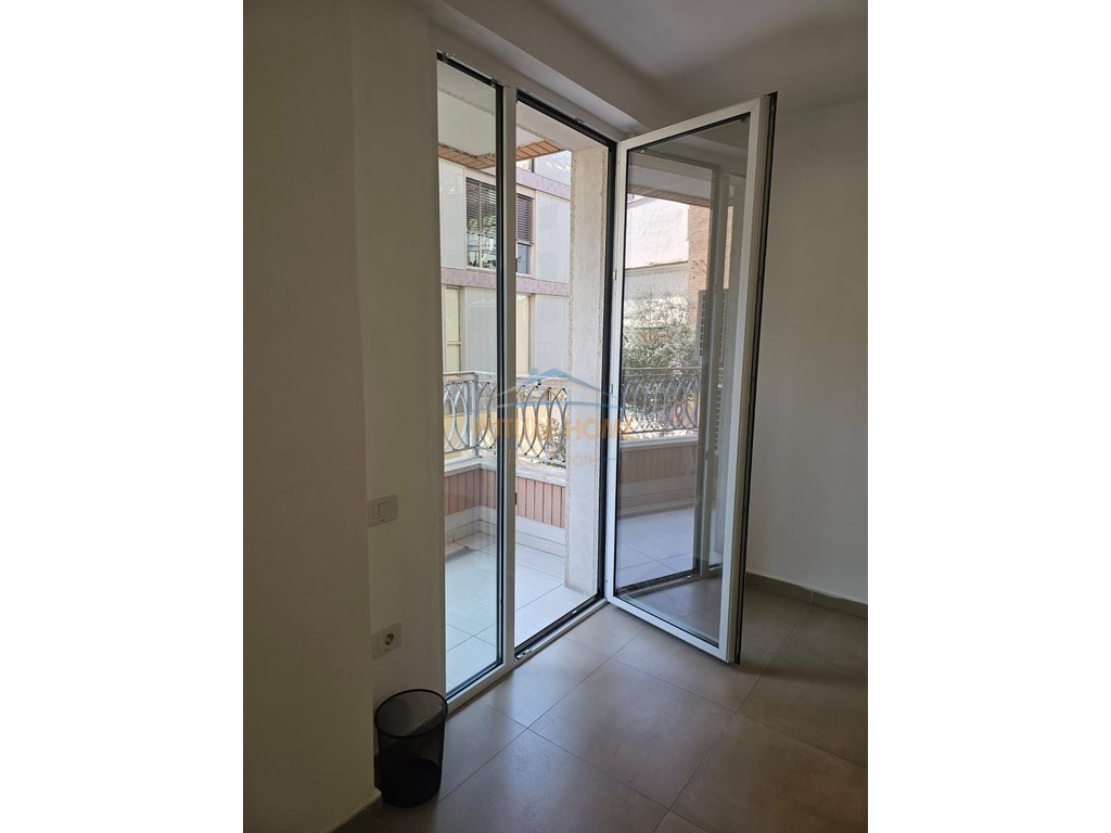 Rent, Office space, near RTSH, Tirana.