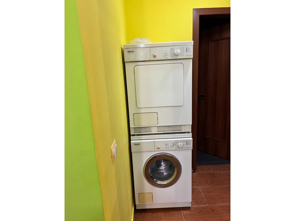 Qera, Apartament 1+1, 21 Dhjetori, Tirane.