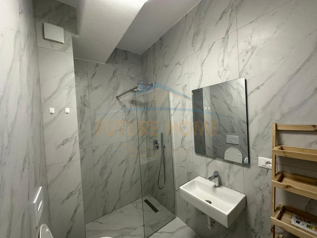 Qera, Apartament 1+1, Ali Demi, Tiranë.