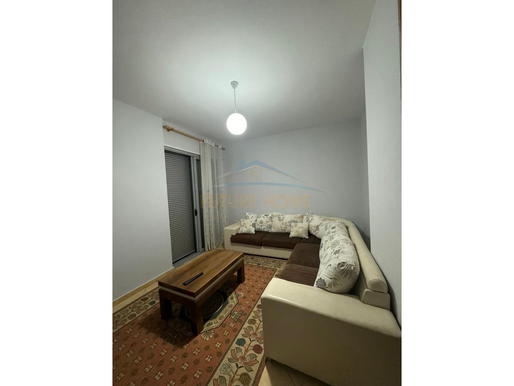 Qera, Apartament 1+1, Fresk, Tiranë.