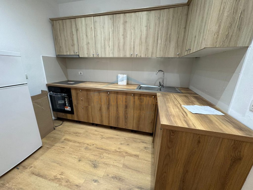Rent, Apartment 1+1, Myslym Shyr, Tirana.