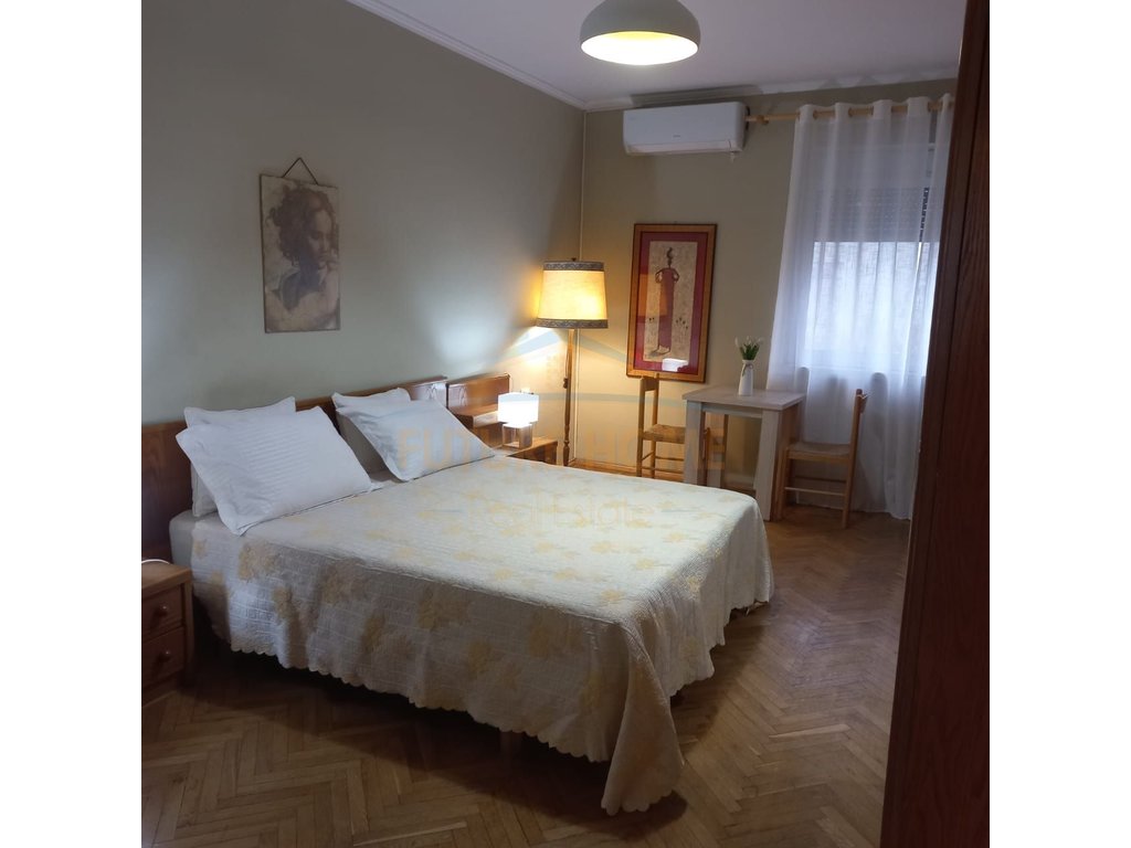 Qera, Apartament 1+1, Myslym Shyri, Tiranë.