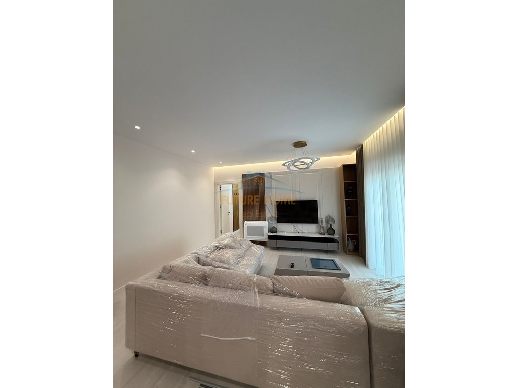 Rent, Apartment 1+1, Odhise Paskali Street, Tirana.