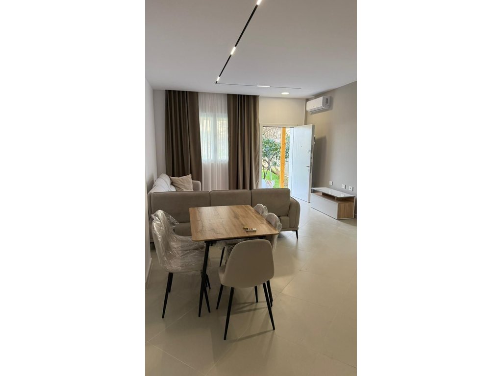 Qera, Apartament 1+1+ Post Parkimi, Rruga Siri Kodra, Tirane