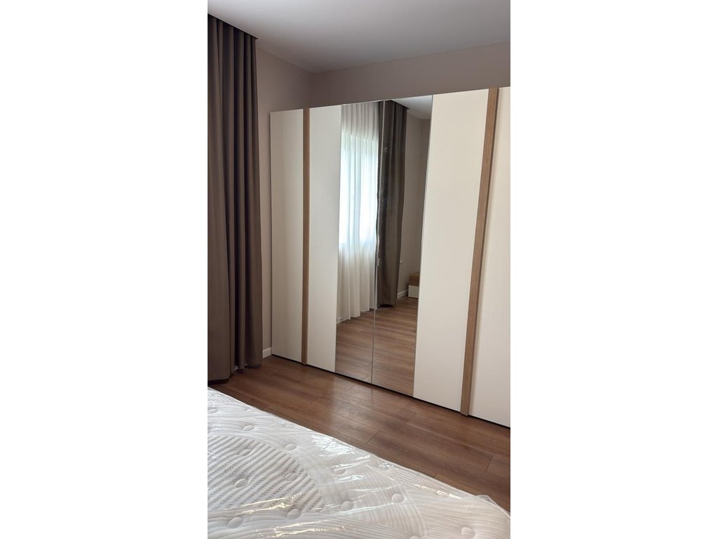 Qera, Apartament 1+1+ Post Parkimi, Rruga Siri Kodra, Tirane