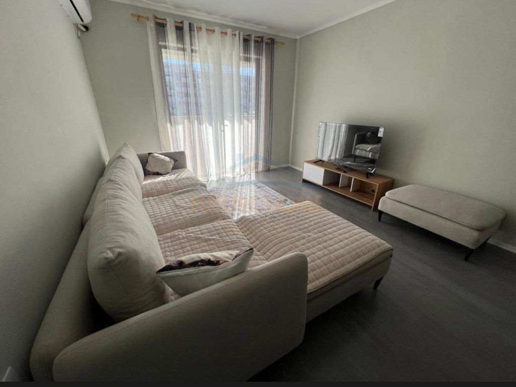 Apartament 1+1, Rruga 5 Majit,Tiranë.