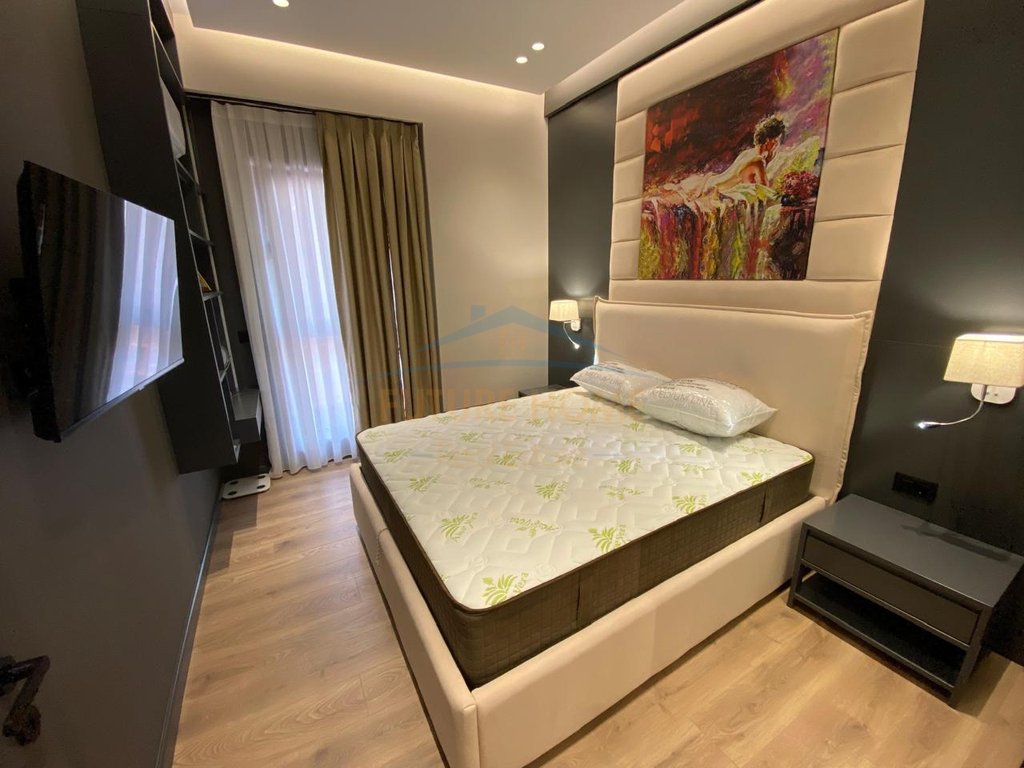 Qera, Apartament 1+1, Rruga e Kavajes, Tirane.