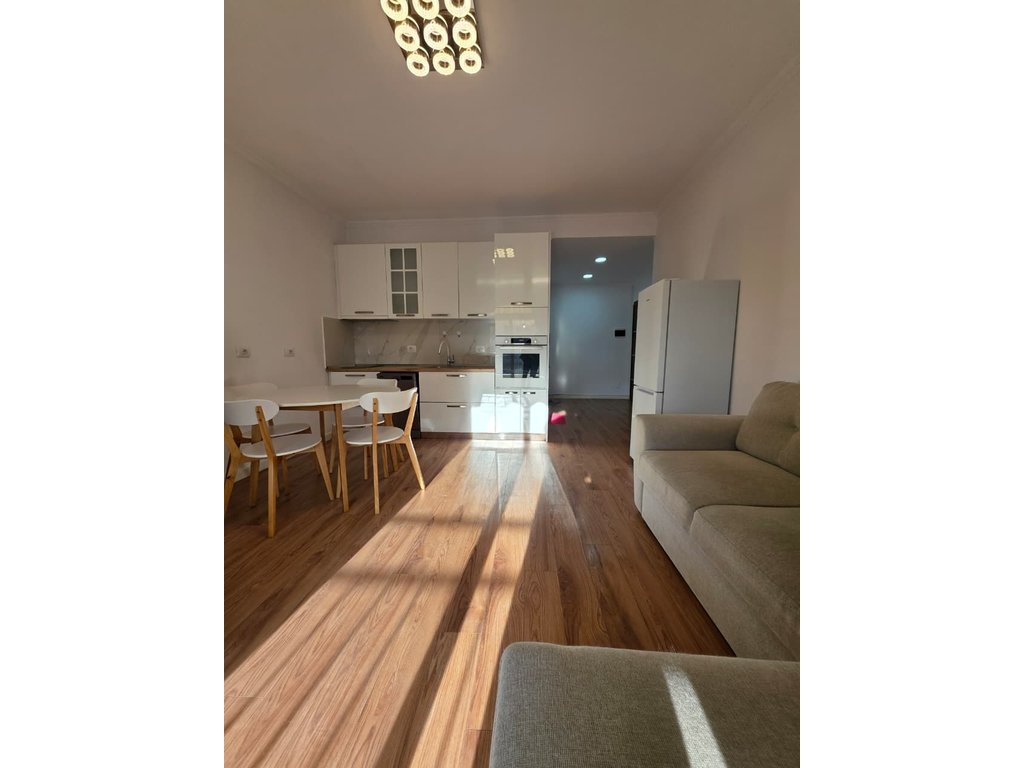 Qera, Apartament 1+1, Rruga Siri Kodra, Tirane