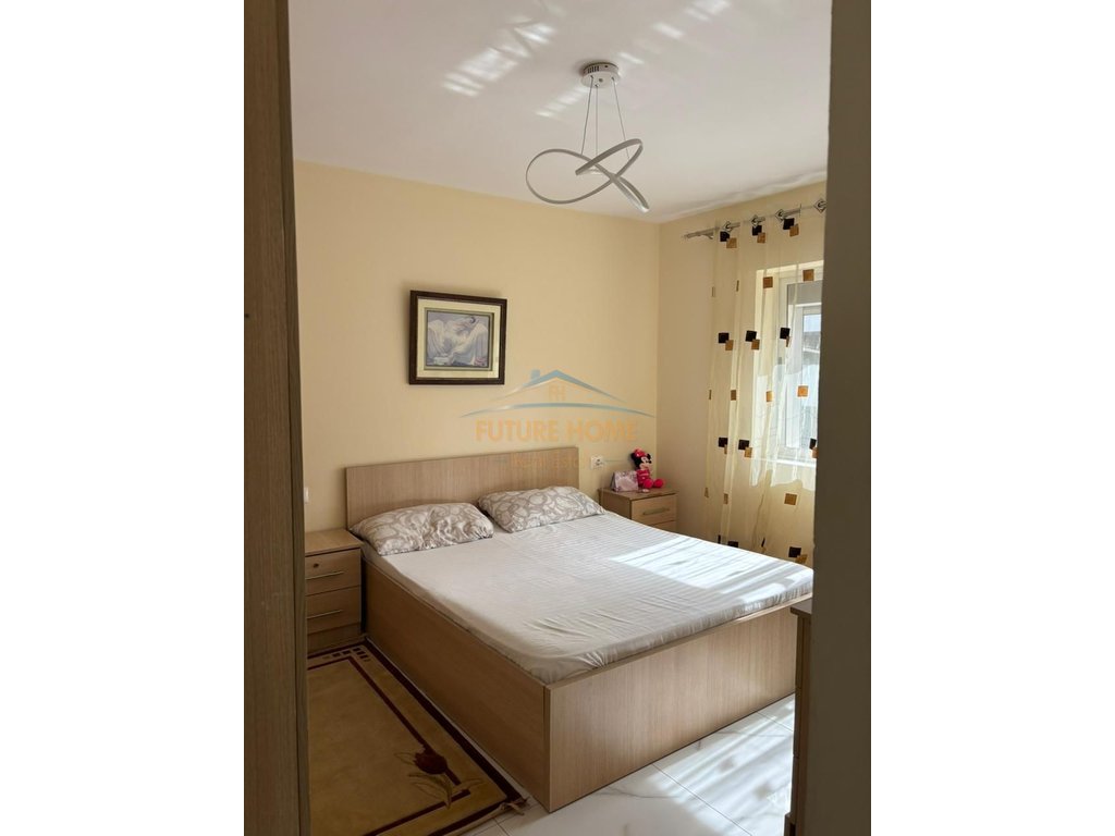Qera, Apartament 1+1, Shkolla e Bashkuar,Tiranë