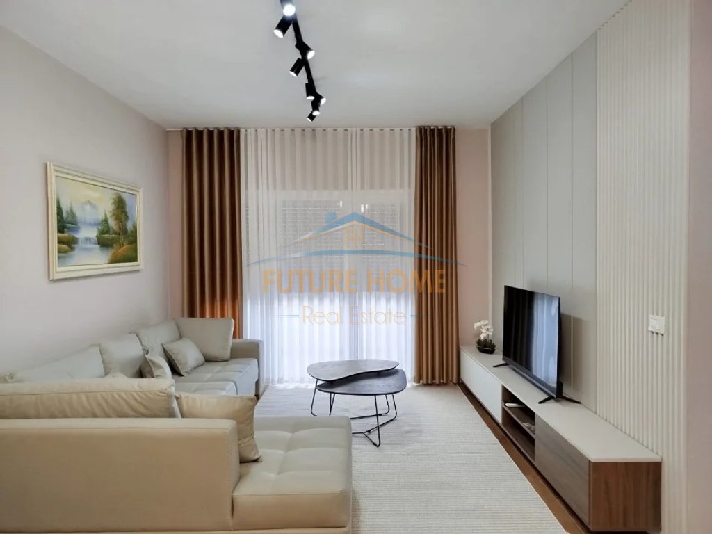 Qera, Apartament 1+1 Shkolla e Kuqe , Tirane.