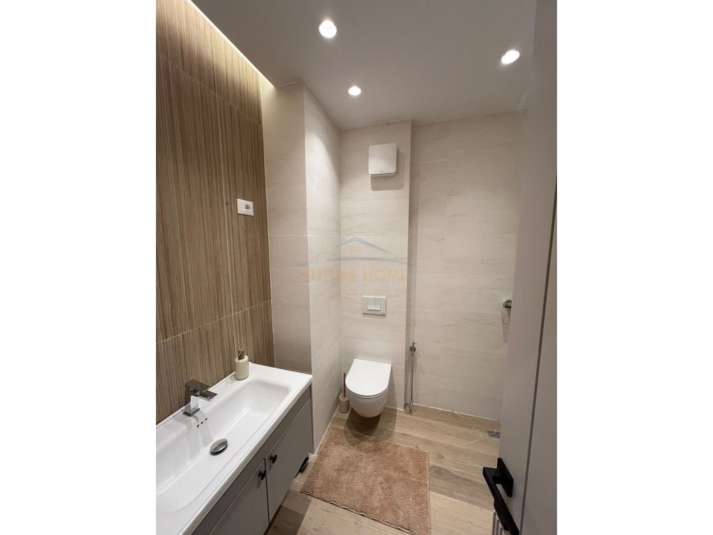 Rent, 1+1 Apartment, Zogu i Zi, Tirana.