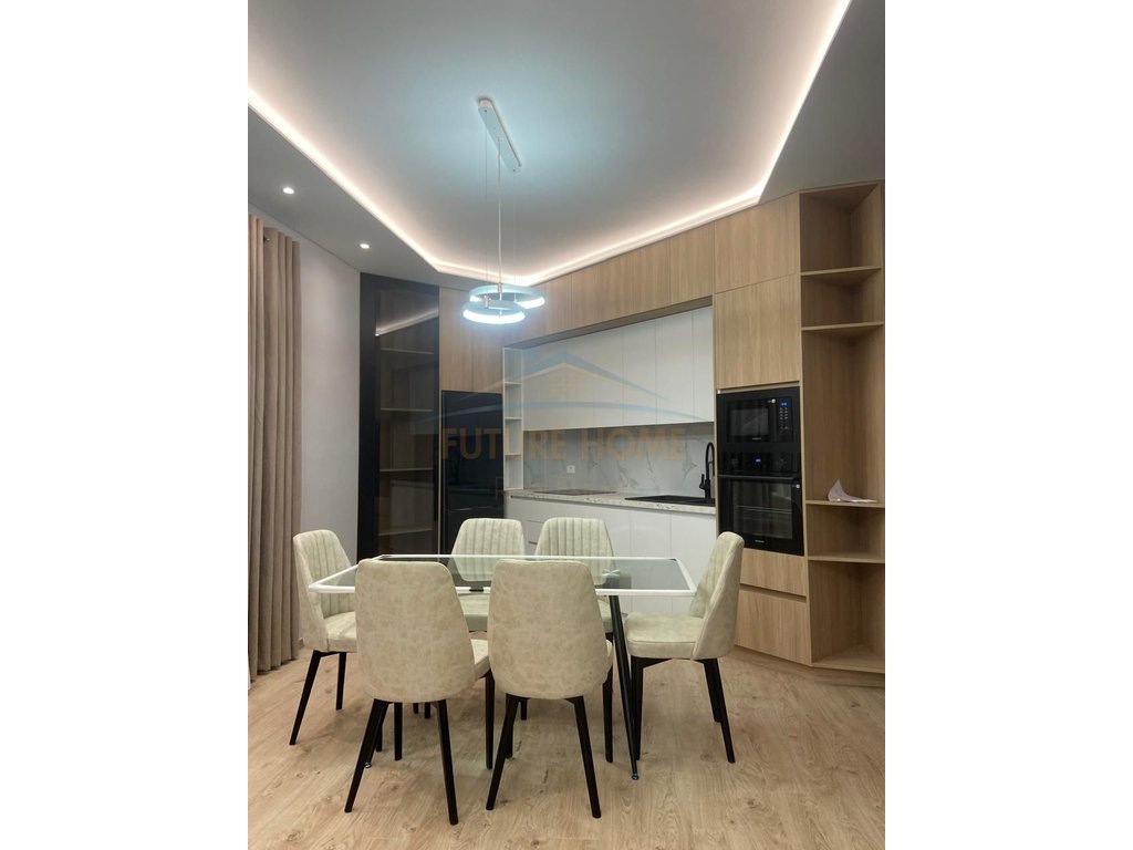 Rent, Apartment 2+1+2+2 Parking Spaces, Center