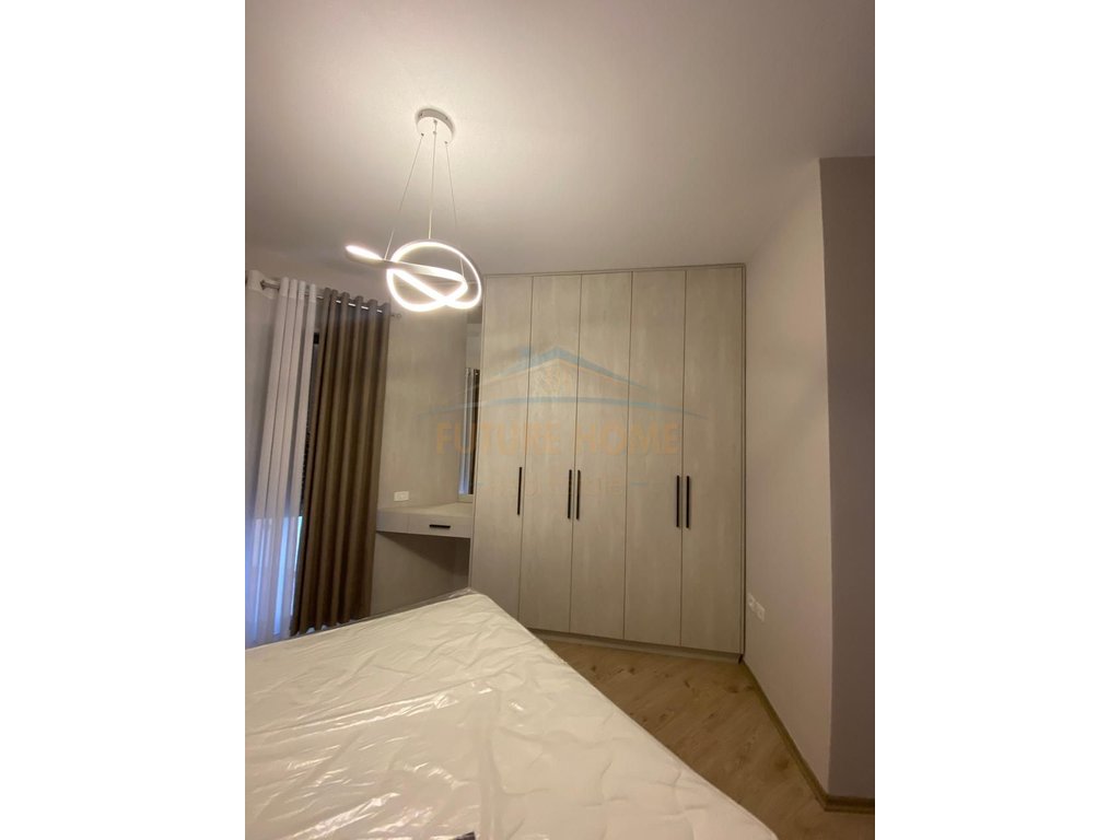 Rent, Apartment 2+1+2+2 Parking Spaces, Center