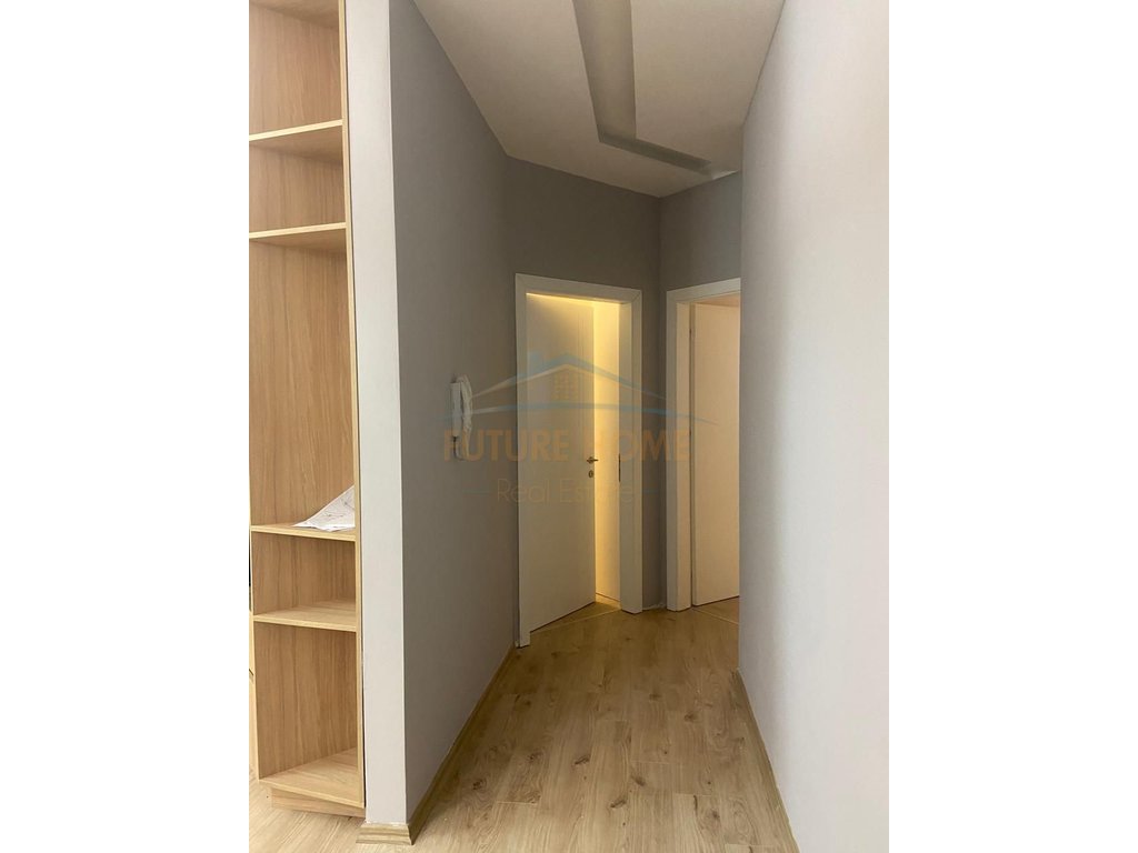 Rent, Apartment 2+1+2+2 Parking Spaces, Center