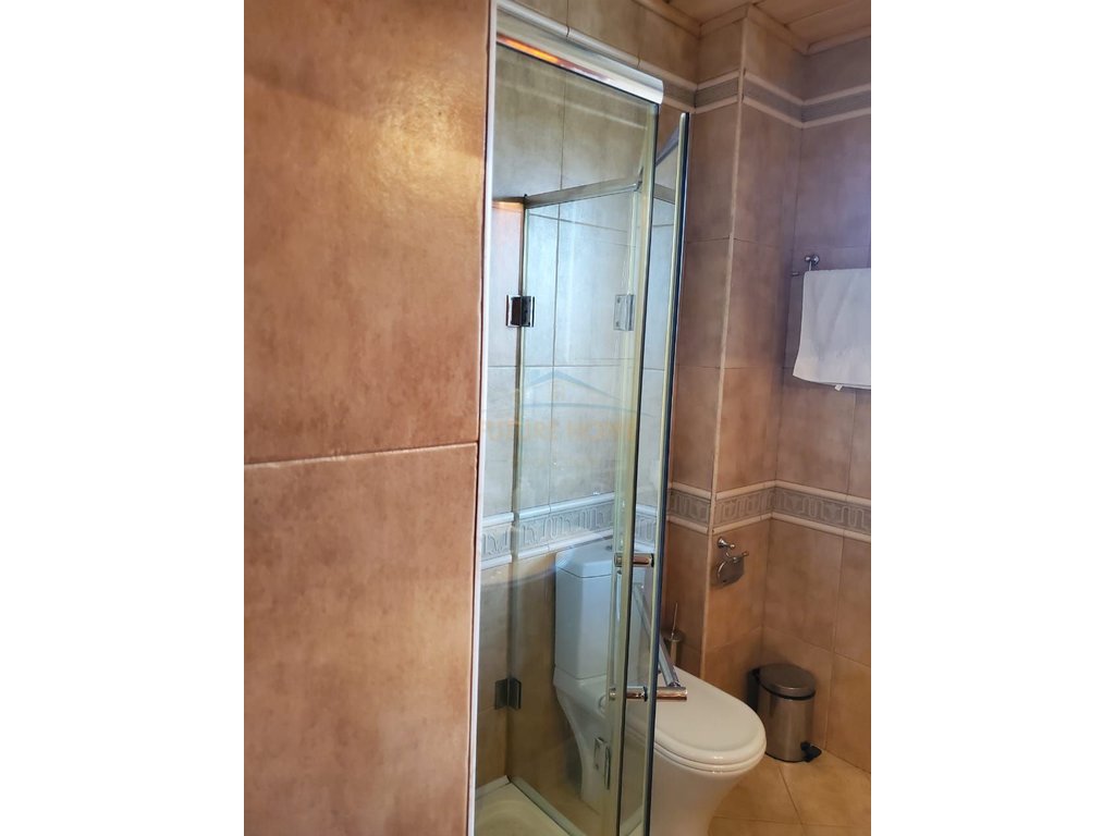 Qera , Apartament 2+1+2, 21 Dhjetori, Tirane