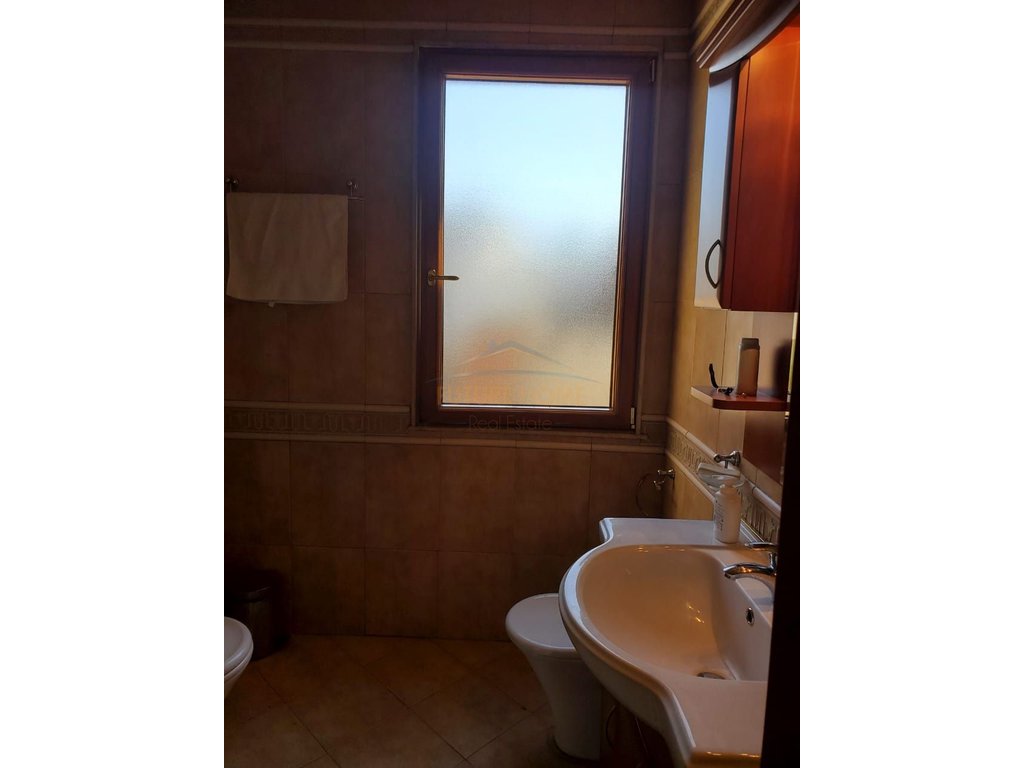 Qera , Apartament 2+1+2, 21 Dhjetori, Tirane