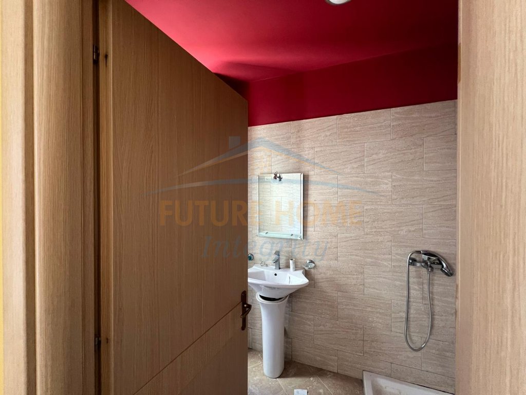 For rent, Apartment 2+1+2, Ali Demi, Tirana.