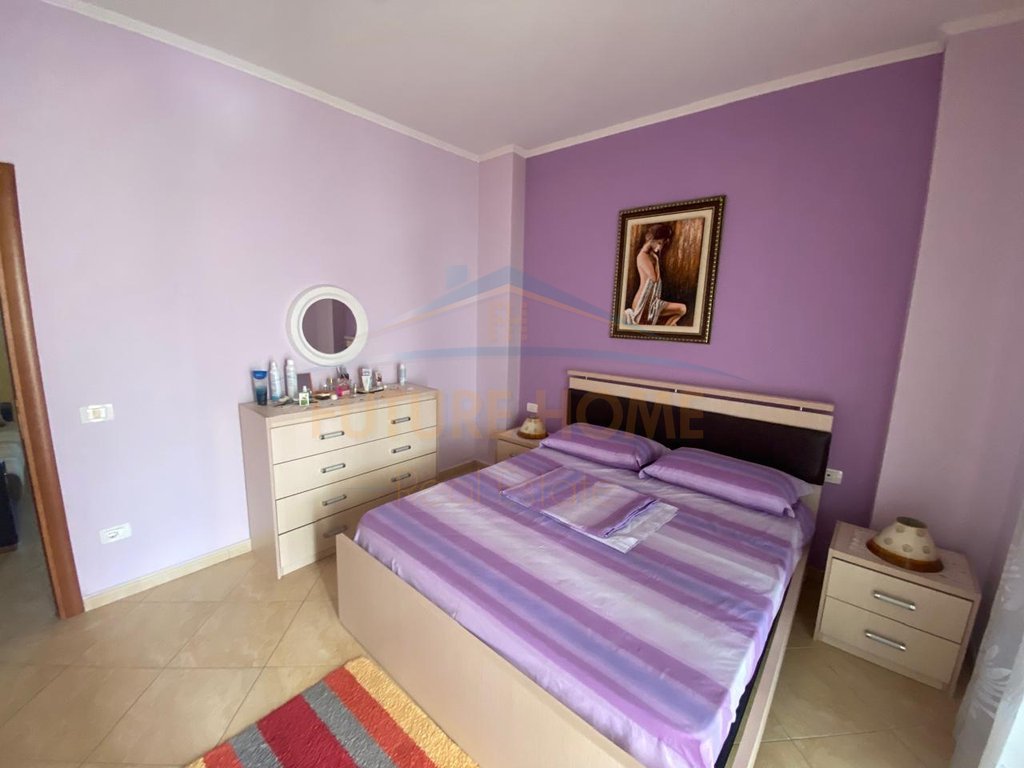 Rent, Apartment 2+1+2 Balconies, Museum, Durres