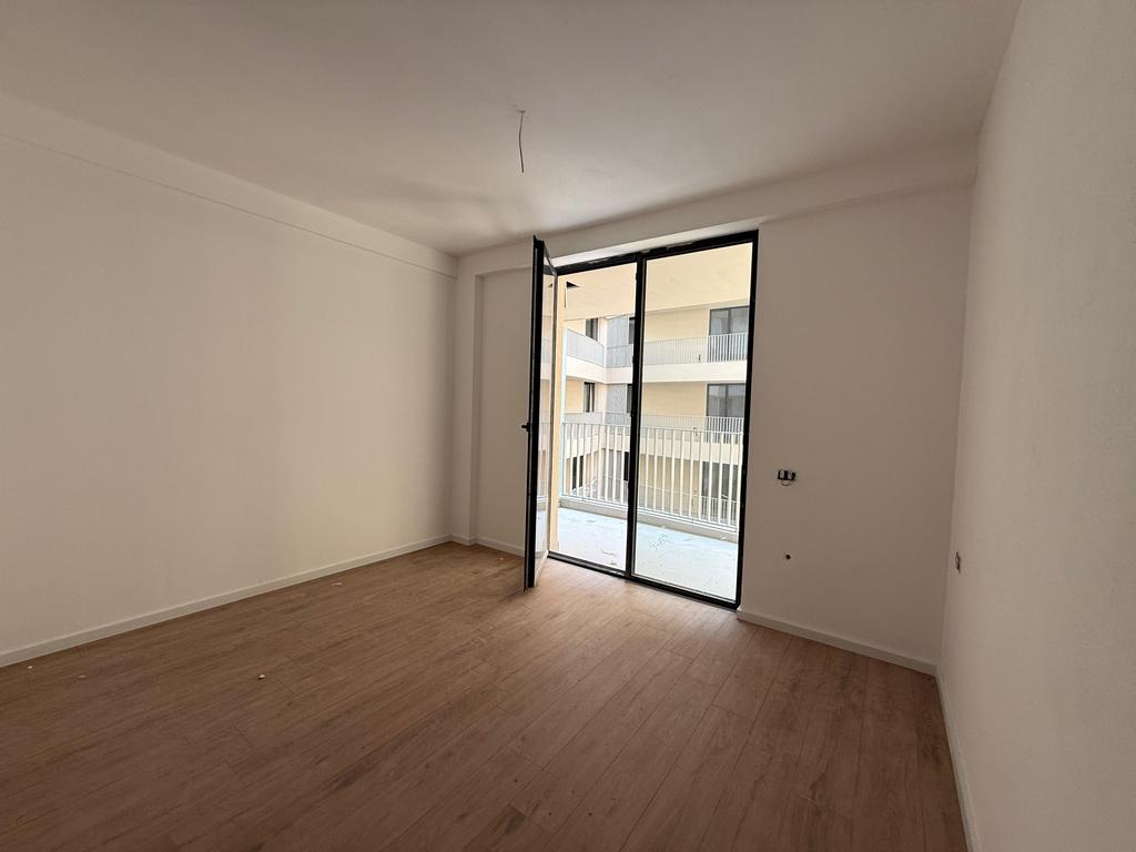 Qera, Apartament 2+1+2, Golden Tower Residence, Tiranë.
