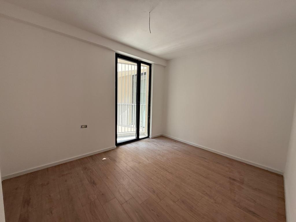 Qera, Apartament 2+1+2, Golden Tower Residence, Tiranë.