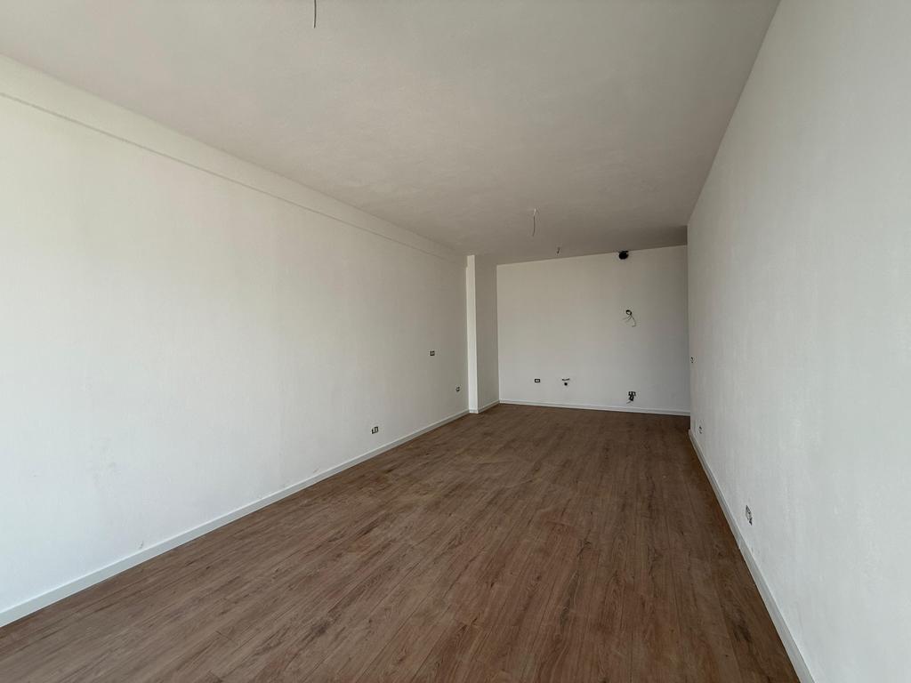 Qera, Apartament 2+1+2, Golden Tower Residence, Tiranë.