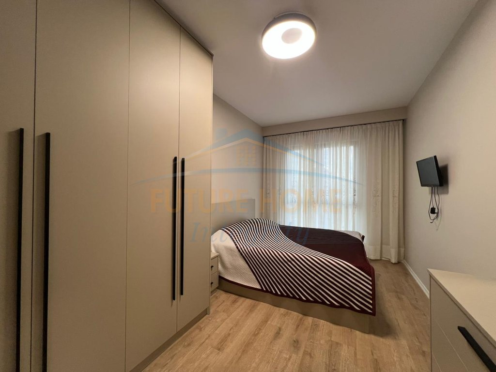 Rent, Apartment 2+1+2, New Bazaar, Tirana.