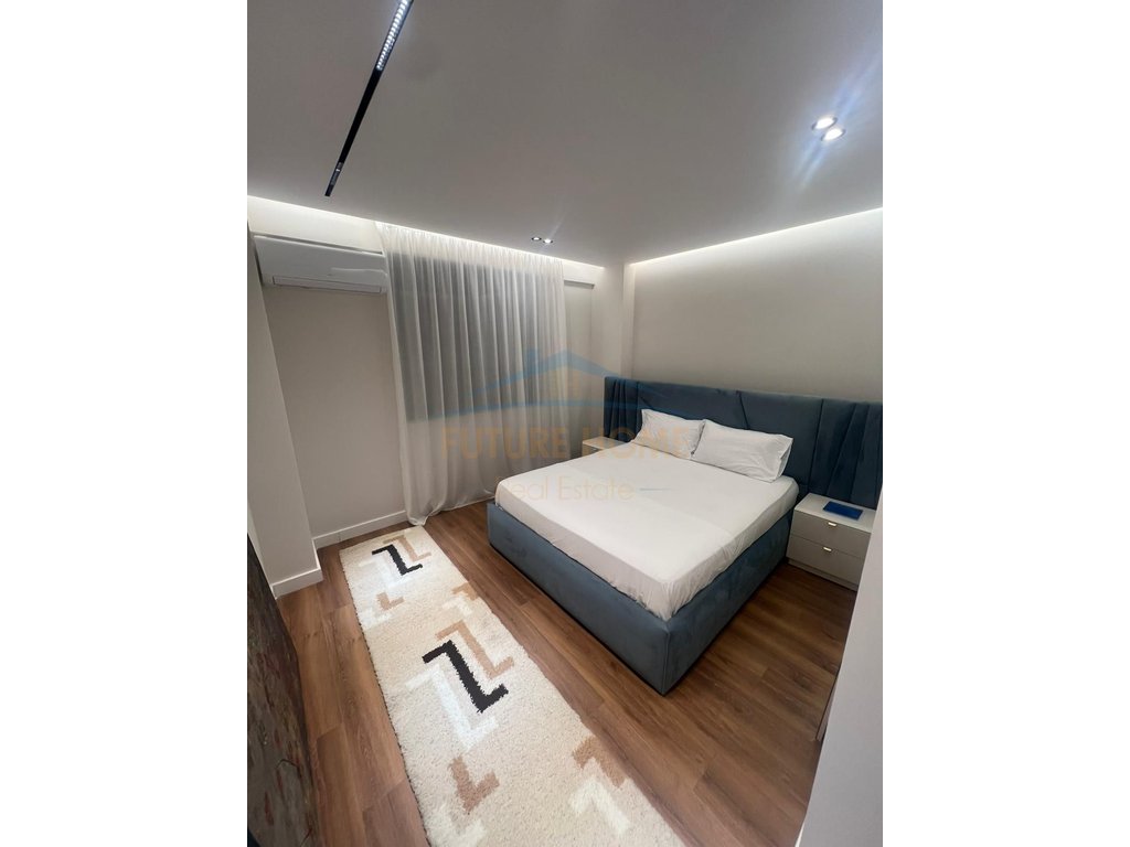 Qera , Apartament 2+1+2 , Pazari i Ri , Tirane