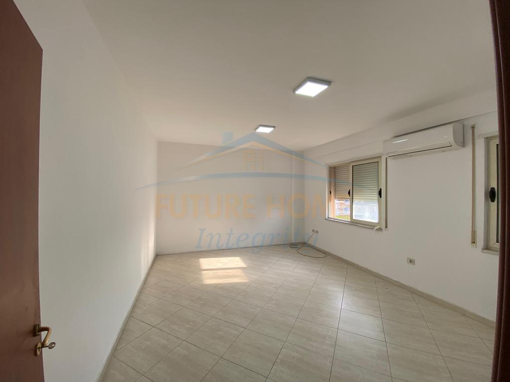 Rent, Apartment 2+1+2 for Offices, New Boulevard, Tirana.