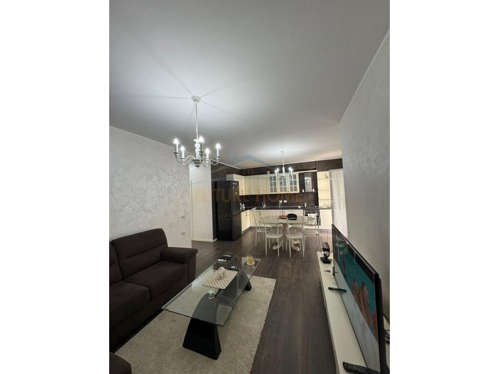 Rent, Apartment 2+1+2, Linzë, Fresk